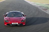 Képes ébresztő: öt tucat új fotón a csodálatos McLaren 720S 2