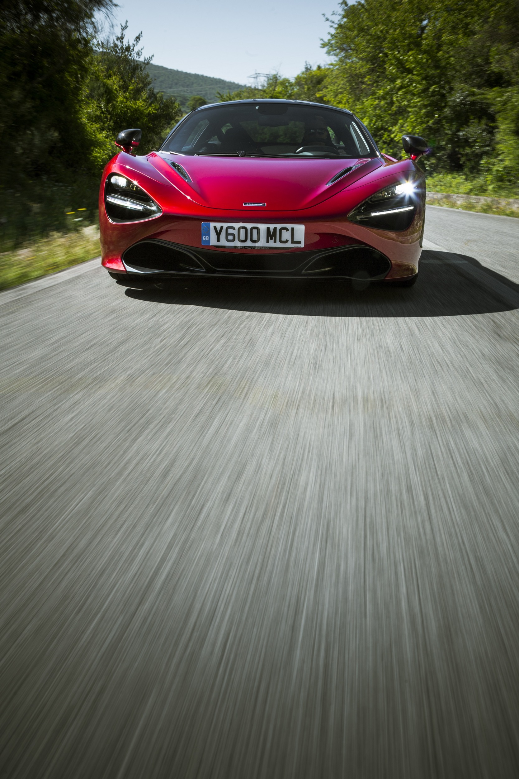 Képes ébresztő: öt tucat új fotón a csodálatos McLaren 720S 53