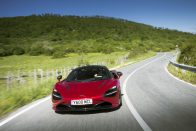 Képes ébresztő: öt tucat új fotón a csodálatos McLaren 720S 113