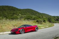 Képes ébresztő: öt tucat új fotón a csodálatos McLaren 720S 112