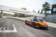 Képes ébresztő: öt tucat új fotón a csodálatos McLaren 720S 109