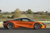 Képes ébresztő: öt tucat új fotón a csodálatos McLaren 720S 108