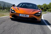 Képes ébresztő: öt tucat új fotón a csodálatos McLaren 720S 91