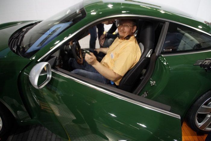 Egy őrült nap a Porschénél 2 Még meleg az ülés Wolfgang apó után