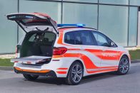 Életmentőket villant a BMW 2