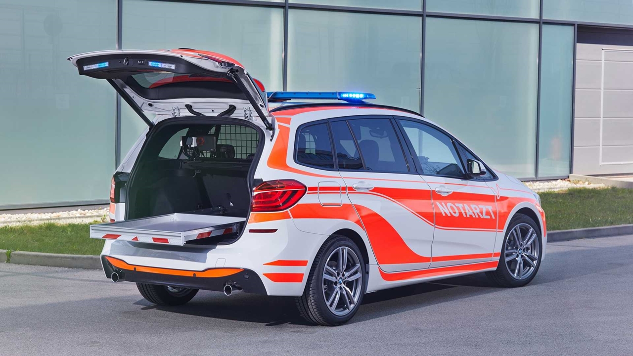 Életmentőket villant a BMW 1