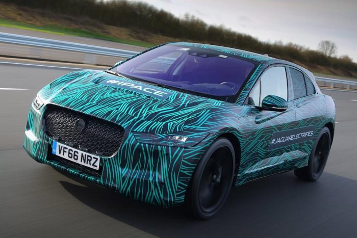 A sorozatgyártás kapujában a Jaguar villanyterepjárója