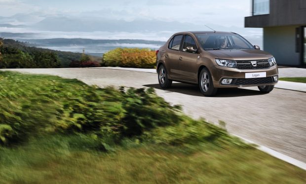 Ez a 10 legnépszerűbb új autó itthon 9 dacia-logan-l52-ph2-beauty-shot-desktop.jpg.ximg.l_full_m.smart