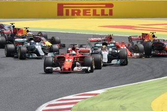 F1: Hamilton nyerte a szupersztárok csatáját