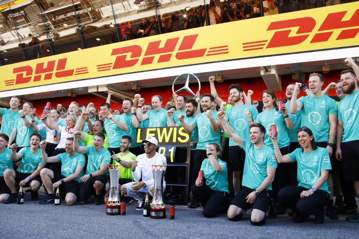 F1: Ezen a futamon Hemingway is ámult volna 1 | Vezess f1_barcelona_fut_21