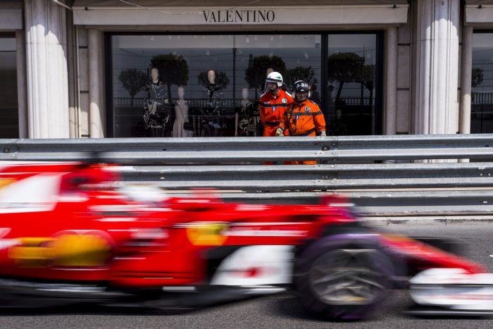 F1: Vettel az élen, összeomlott a Mercedes