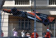 F1: Értelmetlen büntetést kapott a beugró pilóta 2