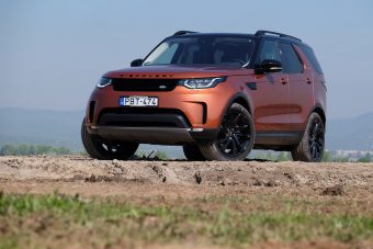 Paradicsom, hét személynek: Land Rover Discovery