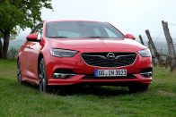 Júniusban megkapjuk: új Opel Insignia 84