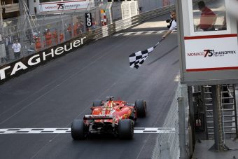 F1: A Ferrari nem ugrálhat, a rajongók az elsők