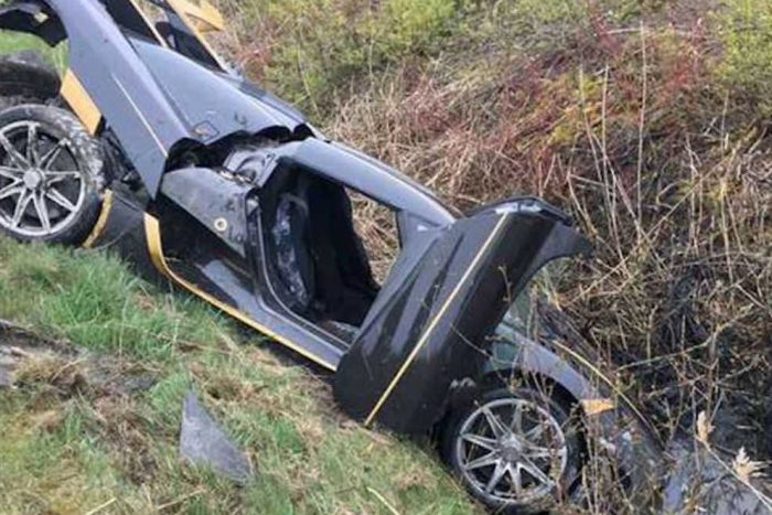 Így mutat 1200 ló az árokban