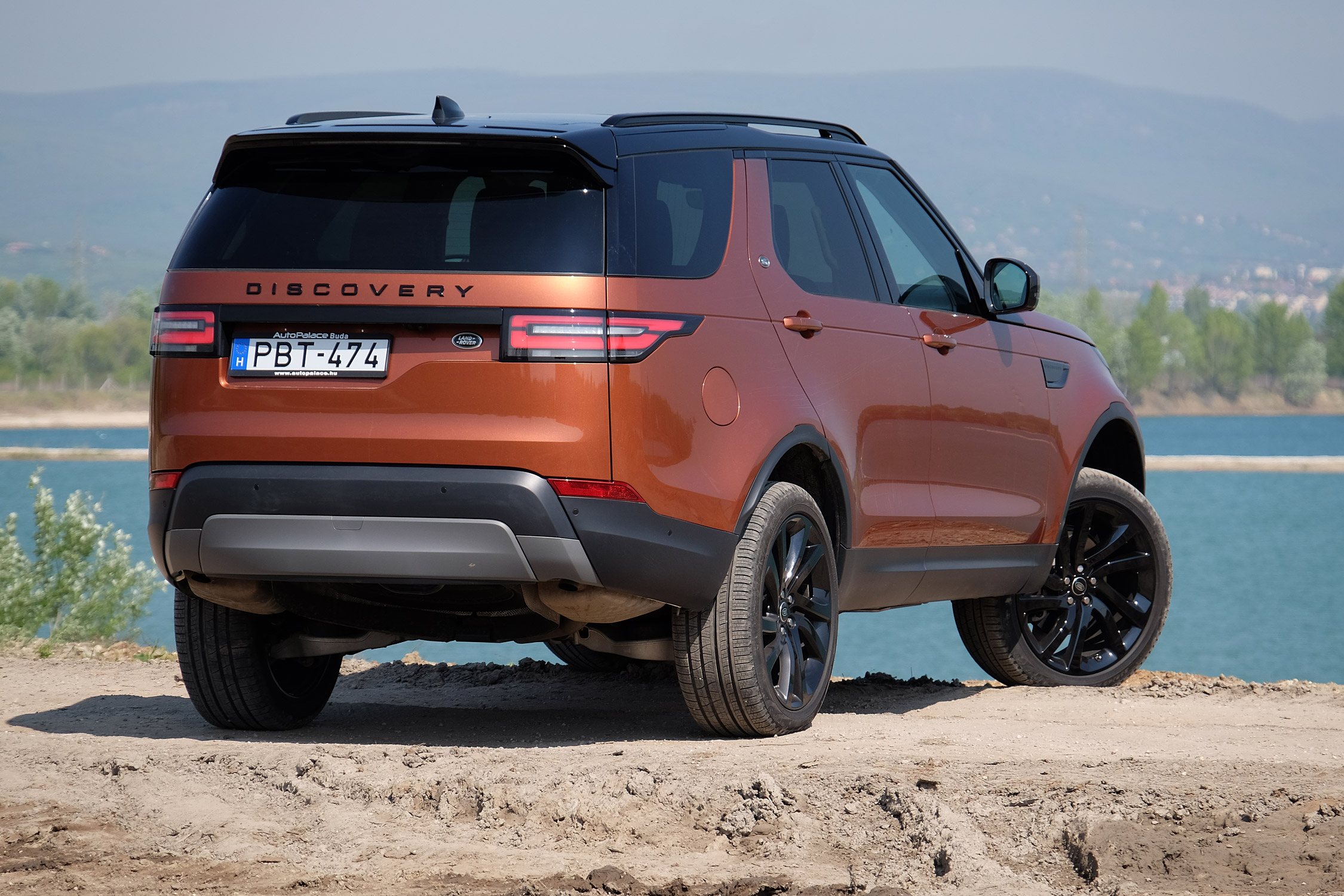 Paradicsom, hét személynek: Land Rover Discovery 7