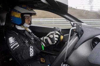 Így szalad a legdurvább McLaren a Zöld Pokolban