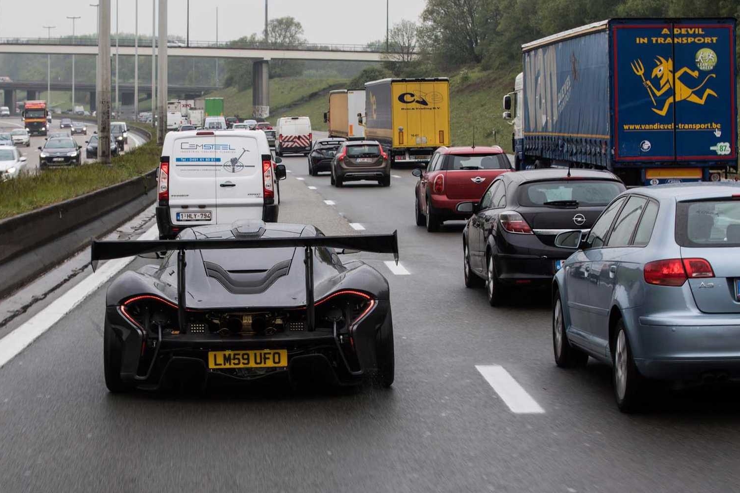 Így szalad a legdurvább McLaren a Zöld Pokolban 1