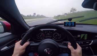 Villámgyorsan hasít a német autópályán a Giulia QV