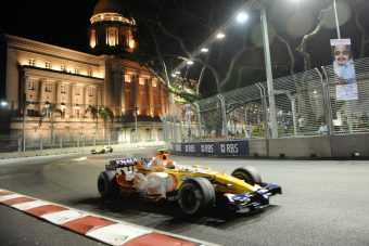 Reflektorfényben a Forma-1 - videó