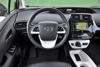 Hibridcsata: új Prius és koreai kihívója, az Ioniq – melyik jobb? 54