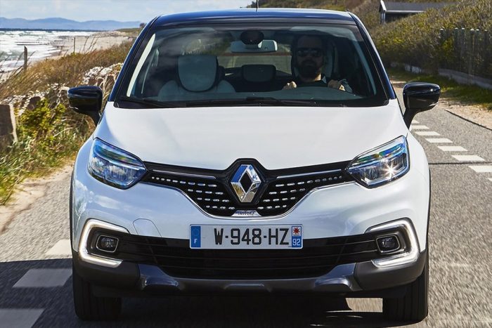 Megújult a legnépszerűbb városi SUV, a Renault Captur 75