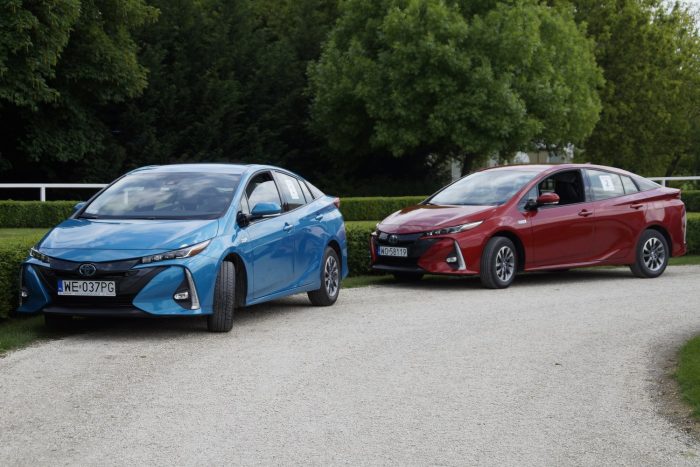 Másfél literes átlagfogyasztással ünnepeltük a hibrid Toyoták 20 évét 2