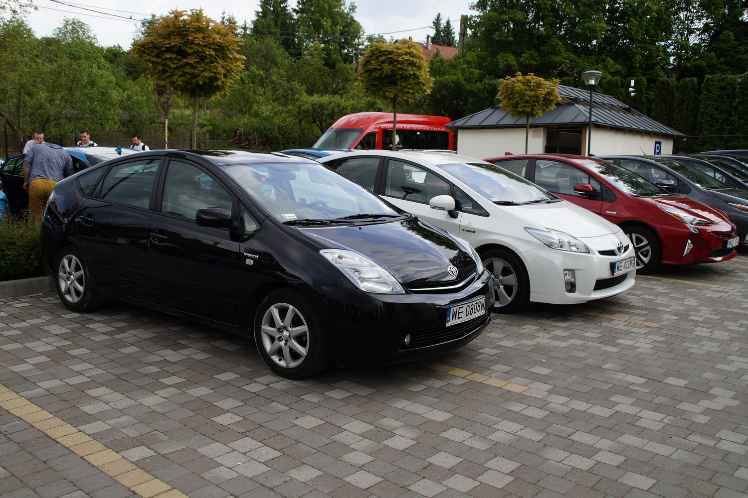 Másfél literes átlagfogyasztással ünnepeltük a hibrid Toyoták 20 évét 18