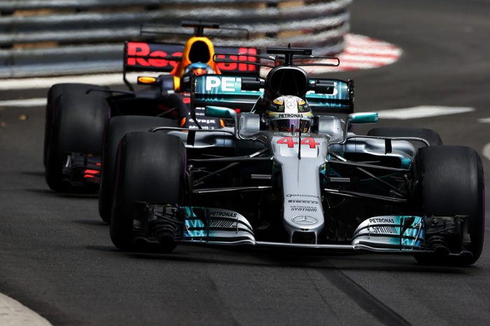 F1: Kiderült, mitől lett rémesen lassú a Mercedes