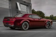 Dodge Challenger SRT Hellcat Widebody: Értelmetlen, de azon belül a legjobb 2