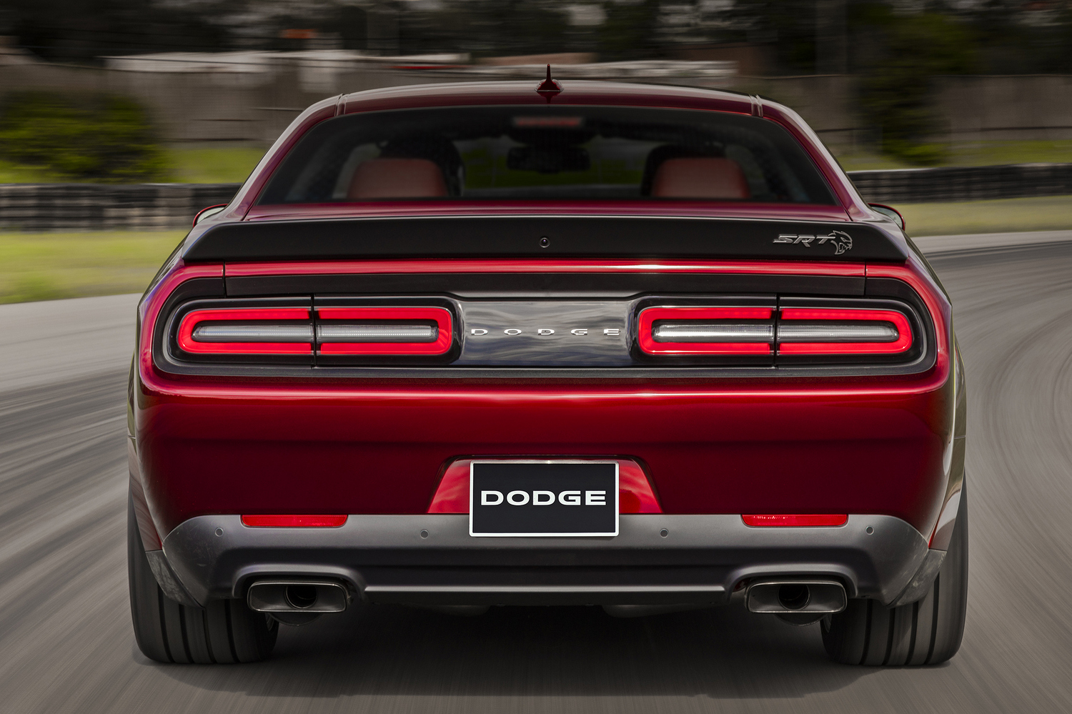 Dodge Challenger SRT Hellcat Widebody: Értelmetlen, de azon belül a legjobb 6