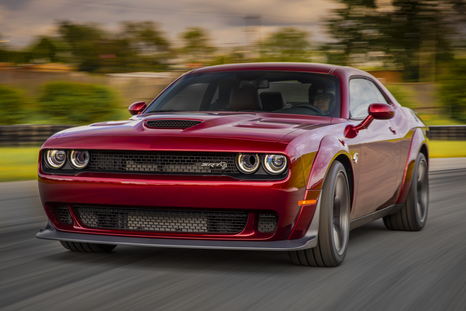 Dodge Challenger SRT Hellcat Widebody: Értelmetlen, de azon belül a legjobb 8