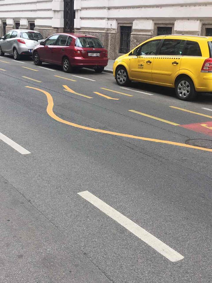 Vajon ki lehetett az a tehetség, aki felrajzolta ezeket a sávokat Budapesten? 2