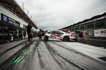 Michelisz indul a poleból a Hungaroringen