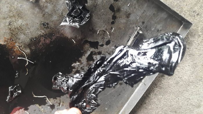 Olyat talált a magyar szerelő az olajteknőben, amilyet még nem láttál 4