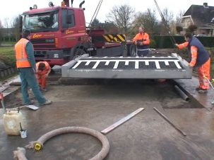 Csak gyorshajtókra vadászik az intelligens fekvőrendőr