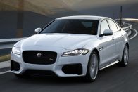 Új motor a Jaguar palettáján 16