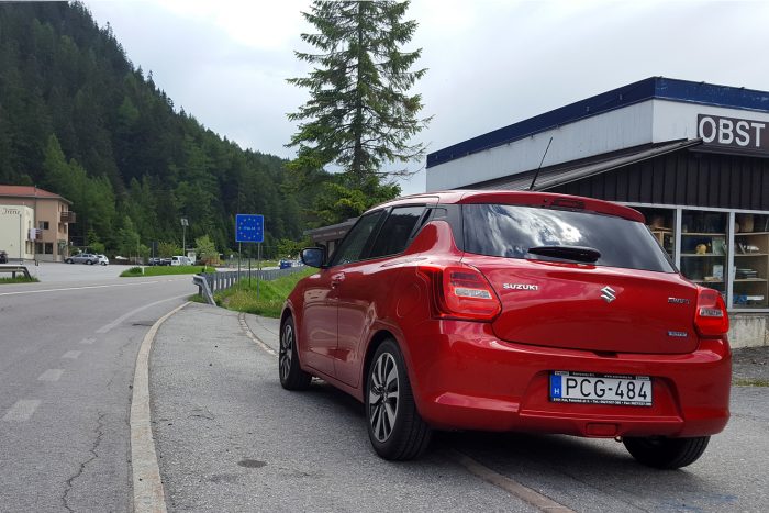 Meghódította a Suzuki a világ leghíresebb szerpentinjét 12 Meghódította a Suzuki a világ leghíresebb szerpentinjét 12