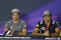 F1: Alonso a McLarent ajánlja Sainznak 4