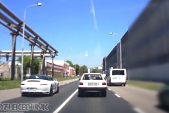 Porschéval te is így előznéd a mazsolákat?