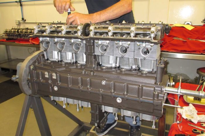 Így kap új életet egy legendás Porsche-szív