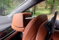 Rolls-Royce féláron: BMW M760Li xDrive 129