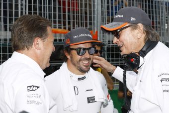 F1: Alonso imád a McLarennél versenyezni?