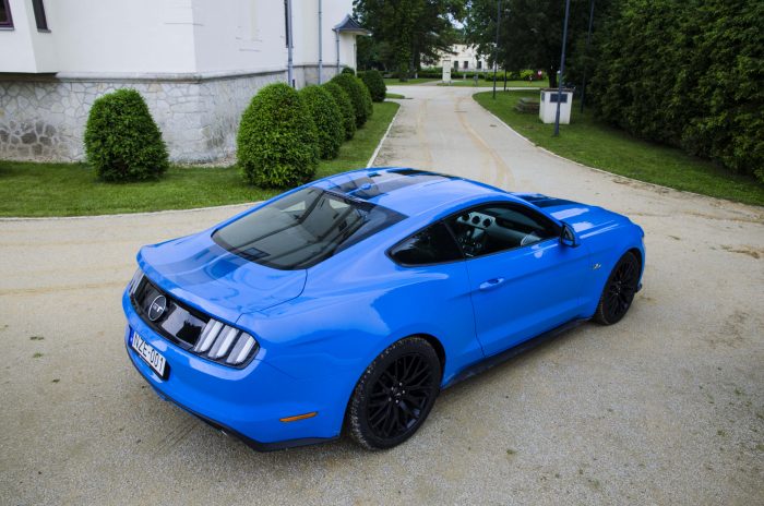 Ford Mustang GT: Bud Spencer reinkarnációja 48 Ford Mustang GT: Bud Spencer reinkarnációja 48