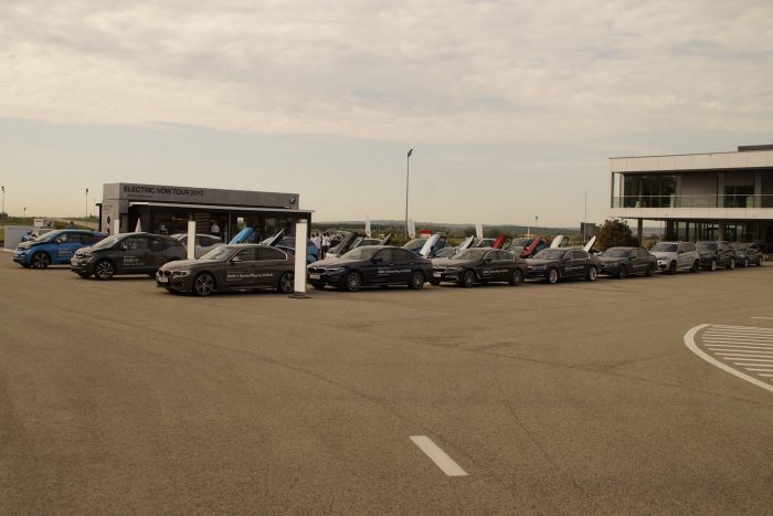 Egészpályás elektromos letámadás a BMW-től 3 Egészpályás elektromos letámadás a BMW-től 3