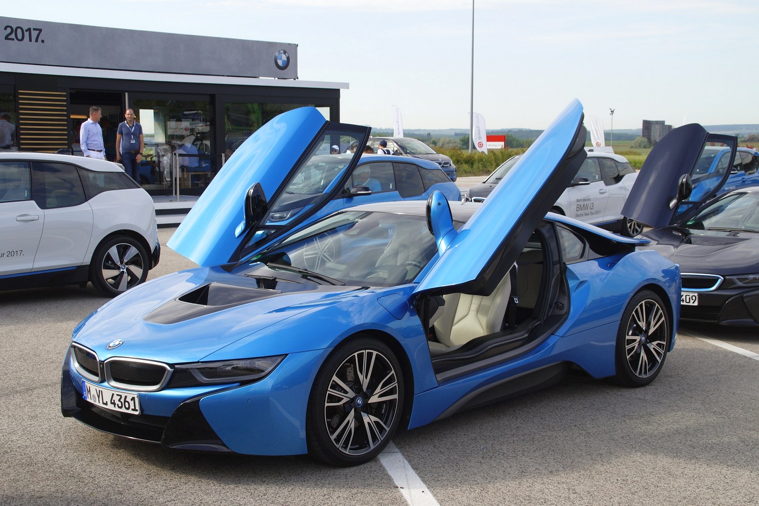 Egészpályás elektromos letámadás a BMW-től 4