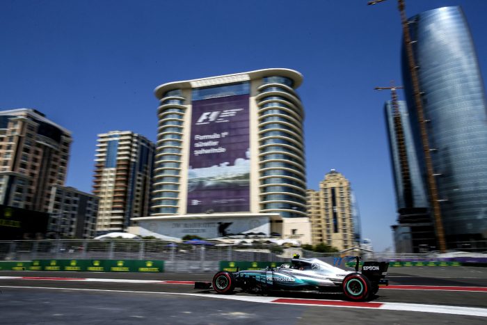 F1: Hamiltonnak nehéz napja volt 1