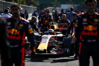 F1: 8 millióba fájt Verstappennek a hallgatás