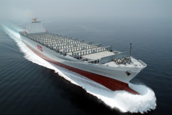 Elkészült a világ legnagyobb konténerszállítója